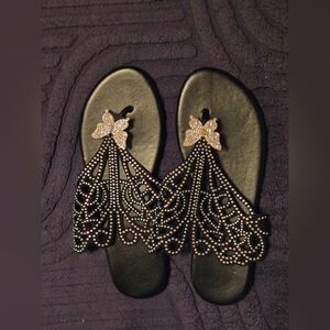 Elegant Black Sandals with Rhinestone Detailing